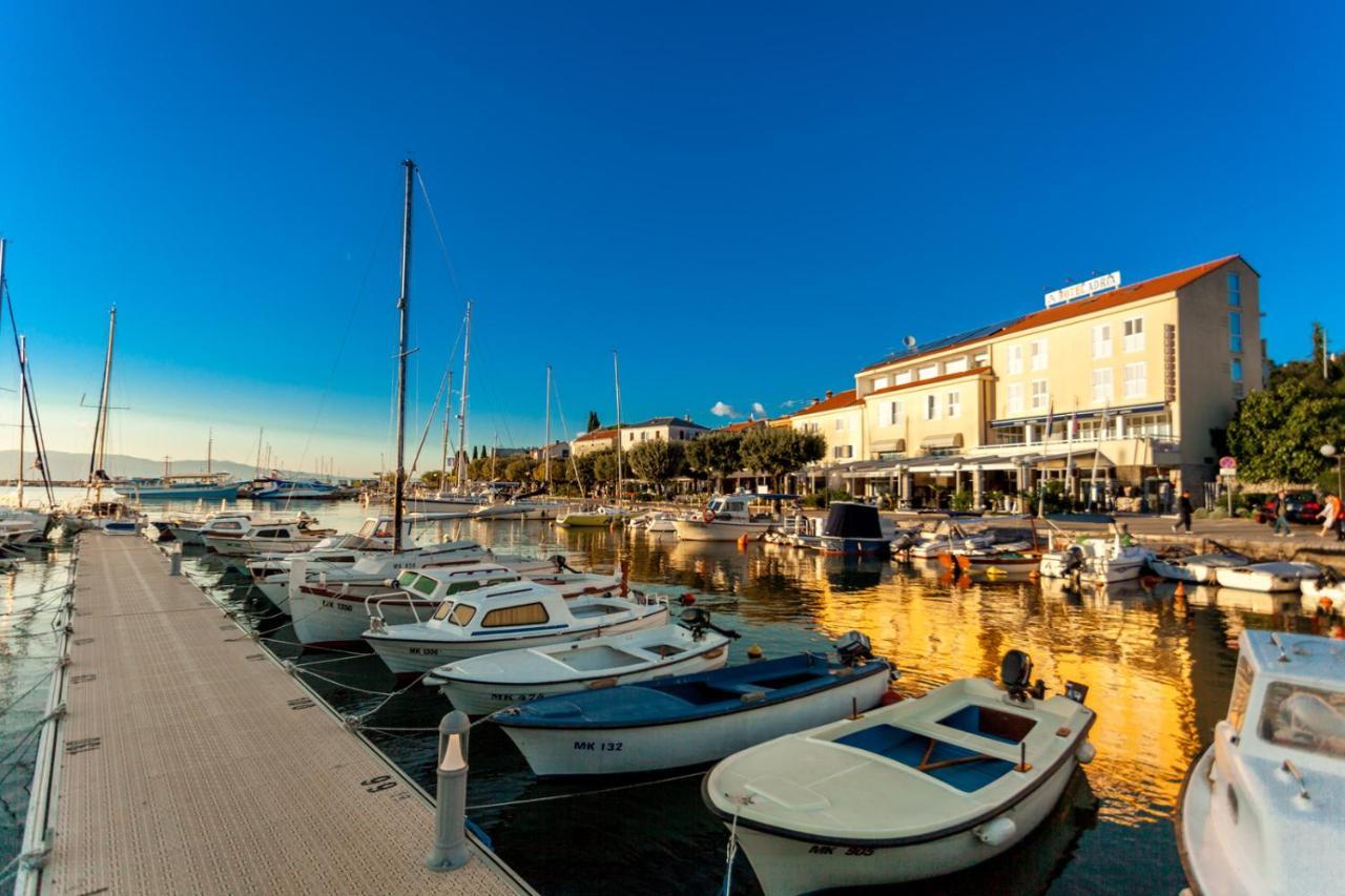 Hotel Adria Malinska Exteriér fotografie